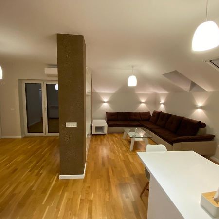 Gaga Residence 3 티미쇼아라 외부 사진