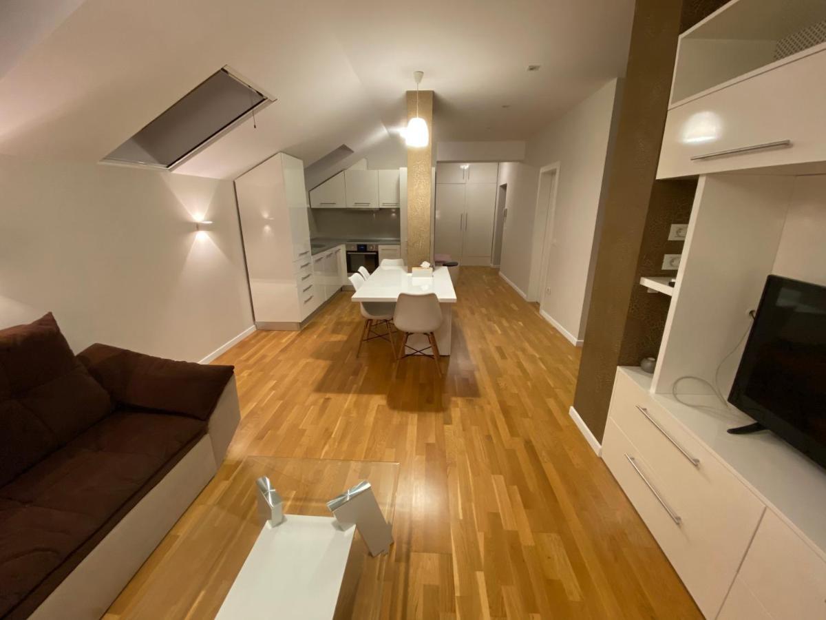 Gaga Residence 3 티미쇼아라 외부 사진
