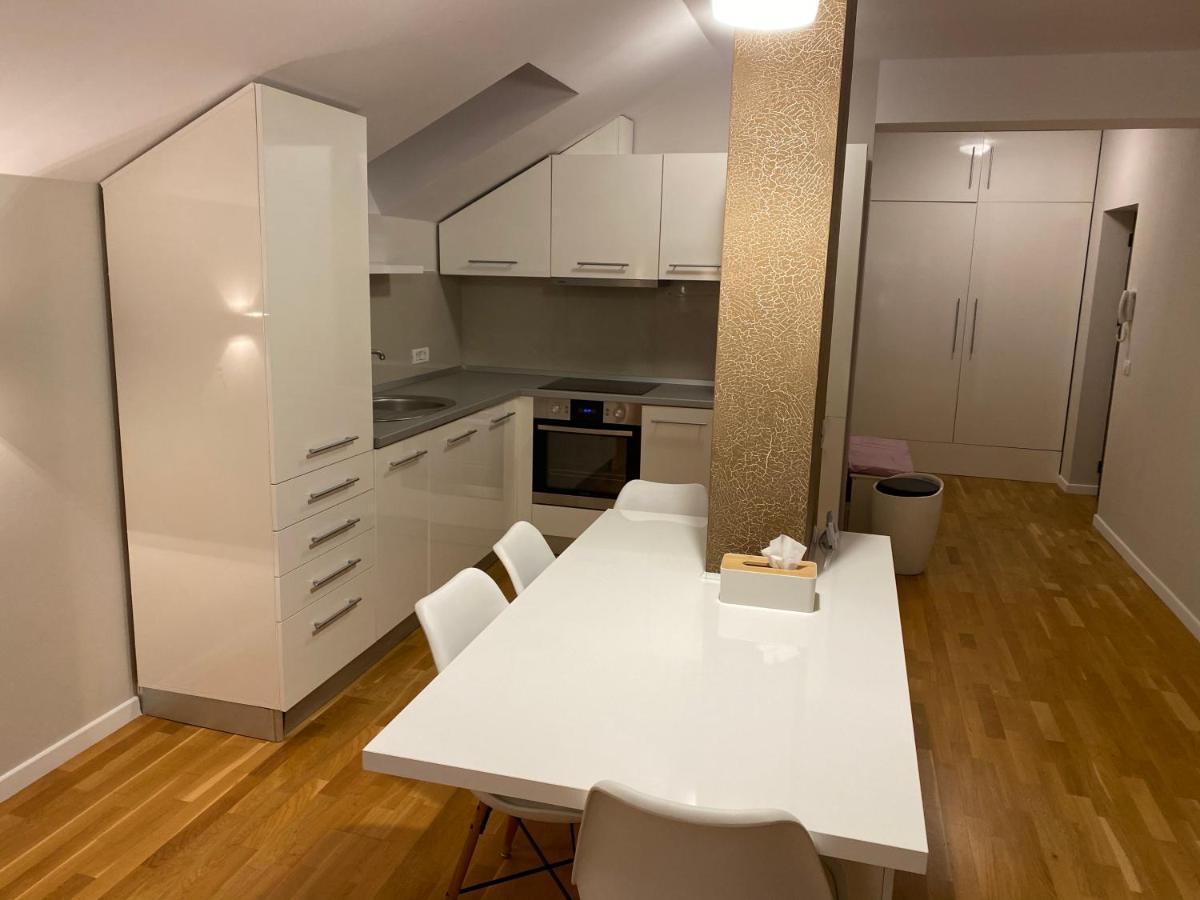Gaga Residence 3 티미쇼아라 외부 사진